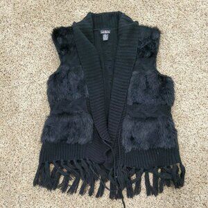 love lola Sweater Womans L Sleeveless Vest Knitted Faux Fur Fringed Black Front